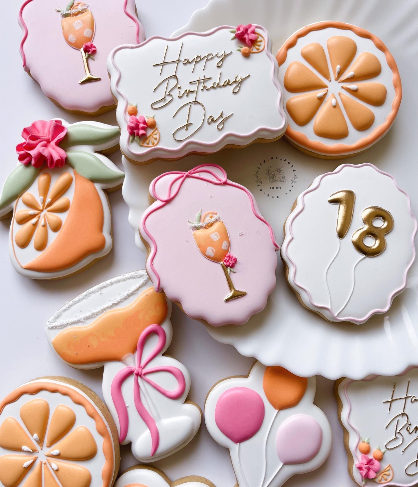 Wavy Oval with Bow Cookie Cutter
