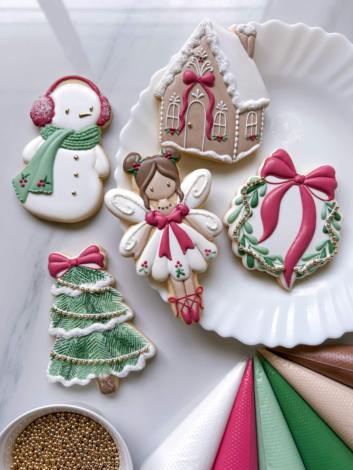 Holiday Wreath with Bow Cookie Cutter